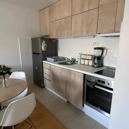 Solis 38 شقة سكوبجي